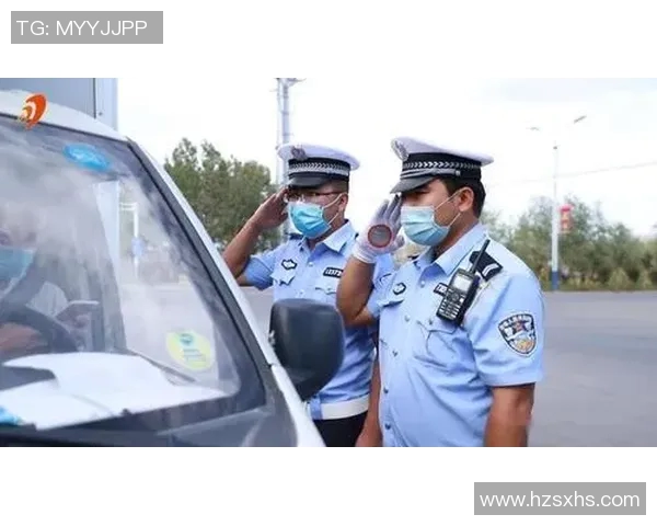 新冠疫情期间足球球星的挑战与坚韧精神：他们如何应对赛场与生活的双重考验