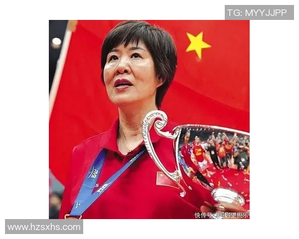 聚焦绿茵巨星成长历程展现足球球星荣耀与辉煌时刻